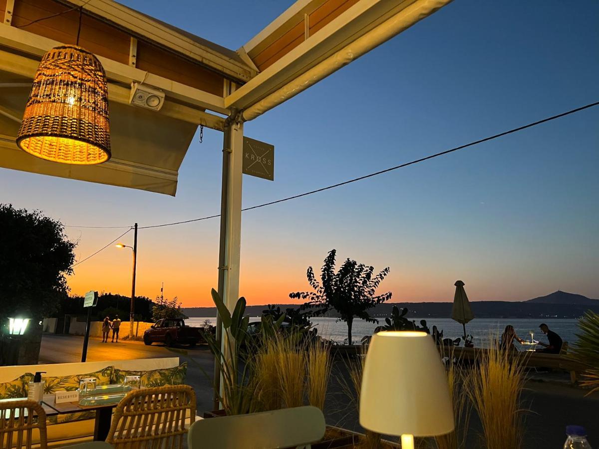 Porto Kalyves Seaside Aparthotel المظهر الخارجي الصورة